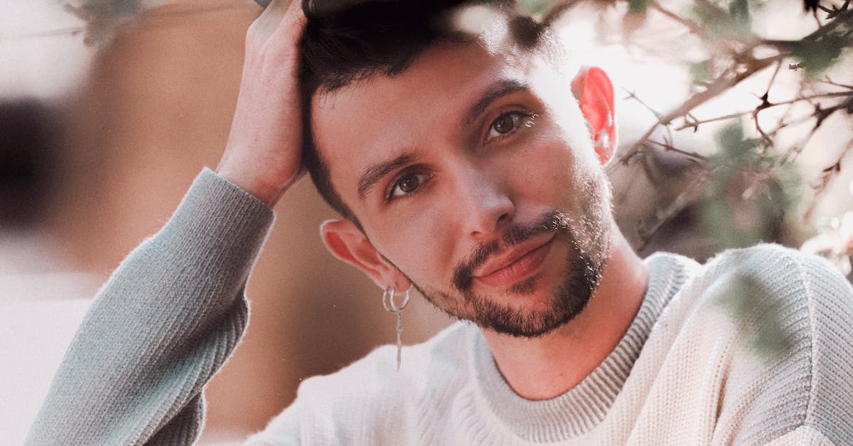 découvrez l'art de l'entretien de la barbe avec nos conseils et produits incontournables pour une barbe soignée et élégante. apprenez à choisir les meilleurs outils et techniques pour garder votre barbe en pleine forme.