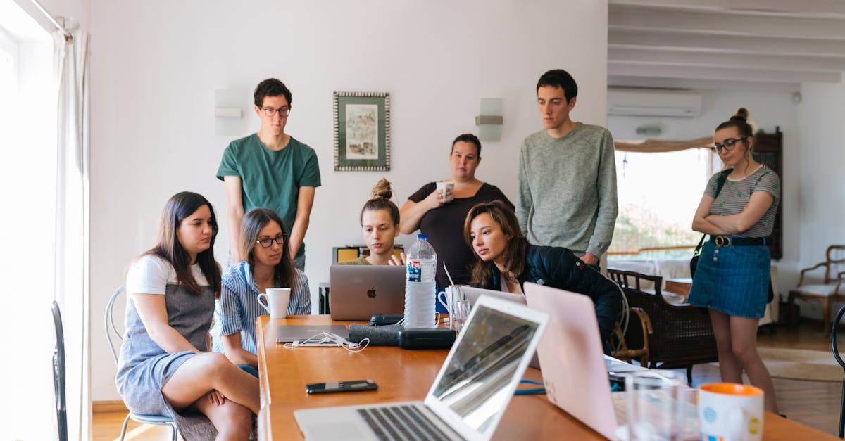 découvrez l'importance de la collaboration dans la réussite des projets. apprenez comment travailler efficacement en équipe, stimuler la créativité et renforcer les liens pour atteindre vos objectifs communs.