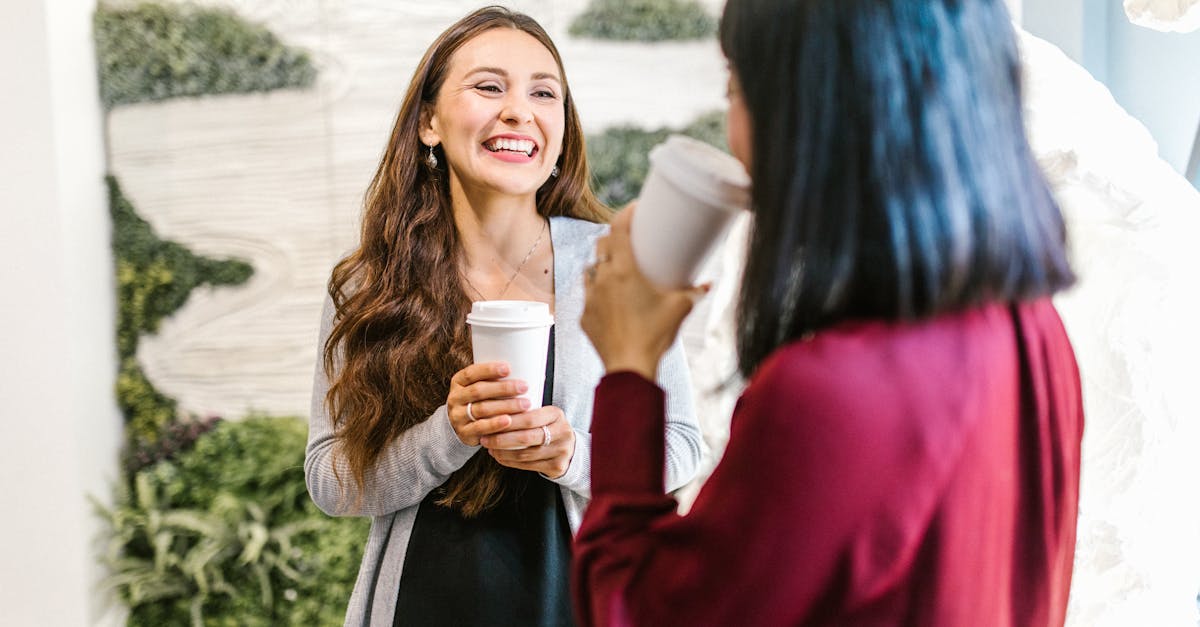 découvrez notre guide sur le style de bureau : astuces et conseils pour allier confort et élégance au travail tout en reflétant votre personnalité. améliorez votre tenue professionnelle avec des looks modernes et adaptés à votre environnement.