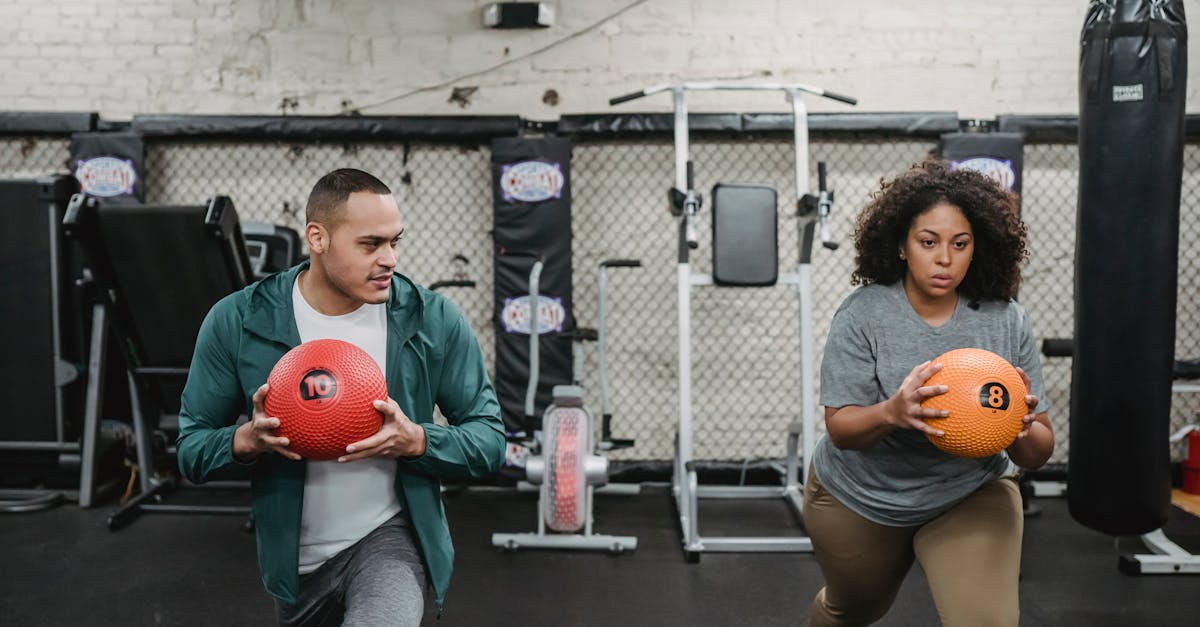 découvrez des exercices efficaces pour perdre du poids rapidement et durablement. que vous soyez débutant ou athlète confirmé, notre guide vous propose des routines adaptées à tous les niveaux. transformez votre corps grâce à des exercices simples à intégrer dans votre quotidien.