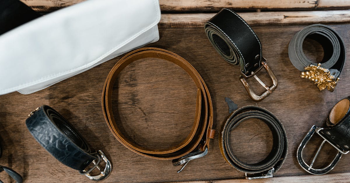 découvrez notre vaste collection de ceintures stylish et tendance, alliant confort et élégance. parfaite pour compléter votre tenue, nos ceintures sont disponibles dans divers matériaux et couleurs pour s'adapter à tous les styles.