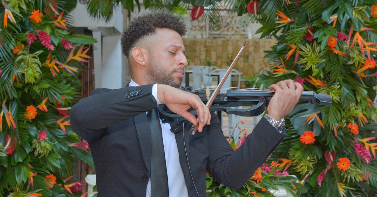 découvrez notre collection élégante de nœuds papillon noirs, parfaits pour toutes les occasions. que ce soit pour un mariage, une soirée ou un événement formel, nos nœuds papillon ajoutent une touche de sophistication à votre tenue.