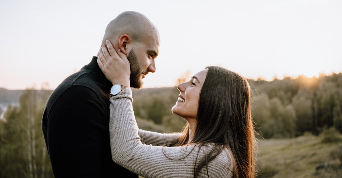 découvrez notre sélection de montres pour le soir, alliant élégance et fonctionnalité. parfaites pour les occasions spéciales ou un dîner élégant, nos montres rehausseront votre style tout en vous offrant une précision exceptionnelle.
