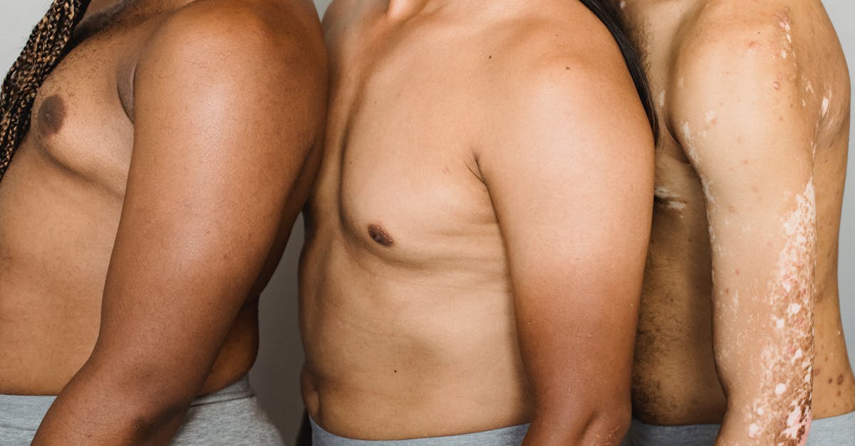 découvrez notre sélection de sous-vêtements pour hommes alliant confort et style. profitez de matériaux de qualité et de designs modernes pour un quotidien agréable et élégant. trouvez le pair parfait pour votre garde-robe!
