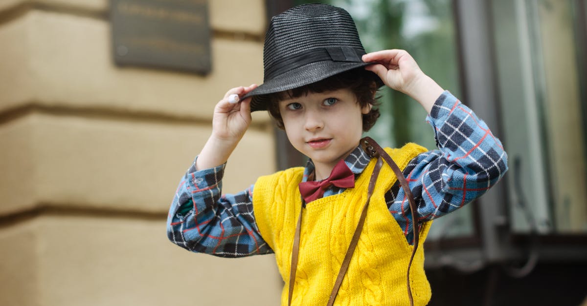 découvrez notre collection de plaids douillets et élégants, parfaits pour réchauffer vos soirées cocooning. que ce soit en laine, en coton ou en polaire, trouvez le plaid qui s'adapte à votre style et apportez une touche chaleureuse à votre intérieur.