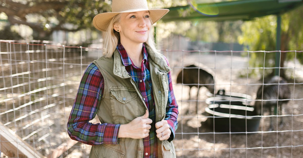 découvrez l'univers chic et intemporel de stetson, marque emblématique reconnue pour ses chapeaux de qualité supérieure et son savoir-faire artisanal. explorez notre collection unique alliant tradition et modernité, parfaite pour affronter le quotidien avec élégance.