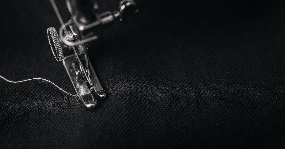 découvrez l'art du tailoring, une technique de couture qui allie tradition et modernité pour créer des vêtements sur mesure alliant confort, élégance et style. explorez nos services de confection personnalisée pour un look unique.