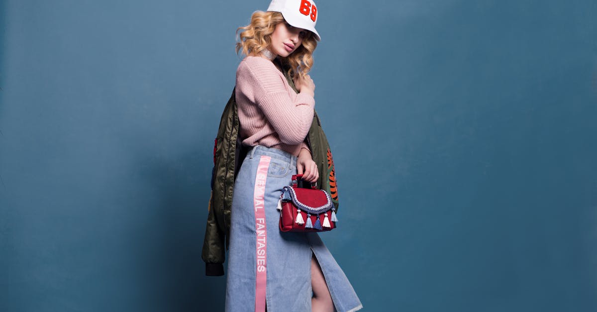 découvrez les dernières tendances de la mode, des conseils de style et des inspirations pour créer des looks uniques et élégants. explorez l’univers fashion et exprimez votre personnalité à travers votre garde-robe.
