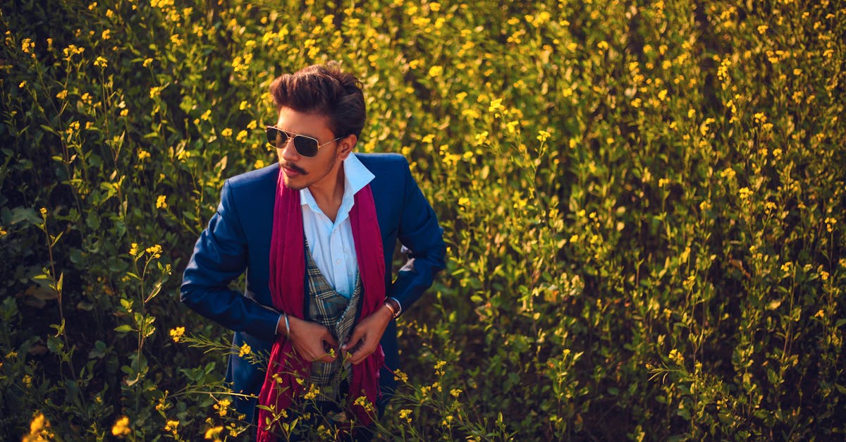 découvrez l'art d'être un gentleman : des conseils sur l'élégance, le savoir-vivre et l'attitude à adopter pour incarner le charme et le raffinement au quotidien.
