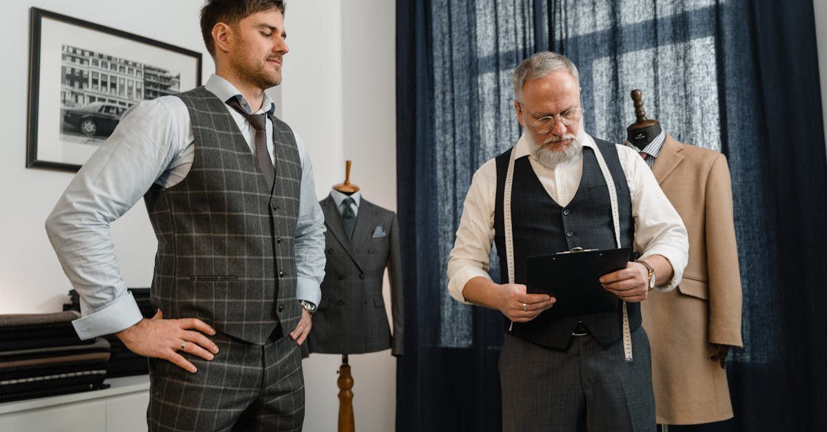 découvrez notre collection de pantalons taille haute pour allier confort et élégance. parfaits pour sublimer la silhouette, ils s’adaptent à tous les styles et occasions.