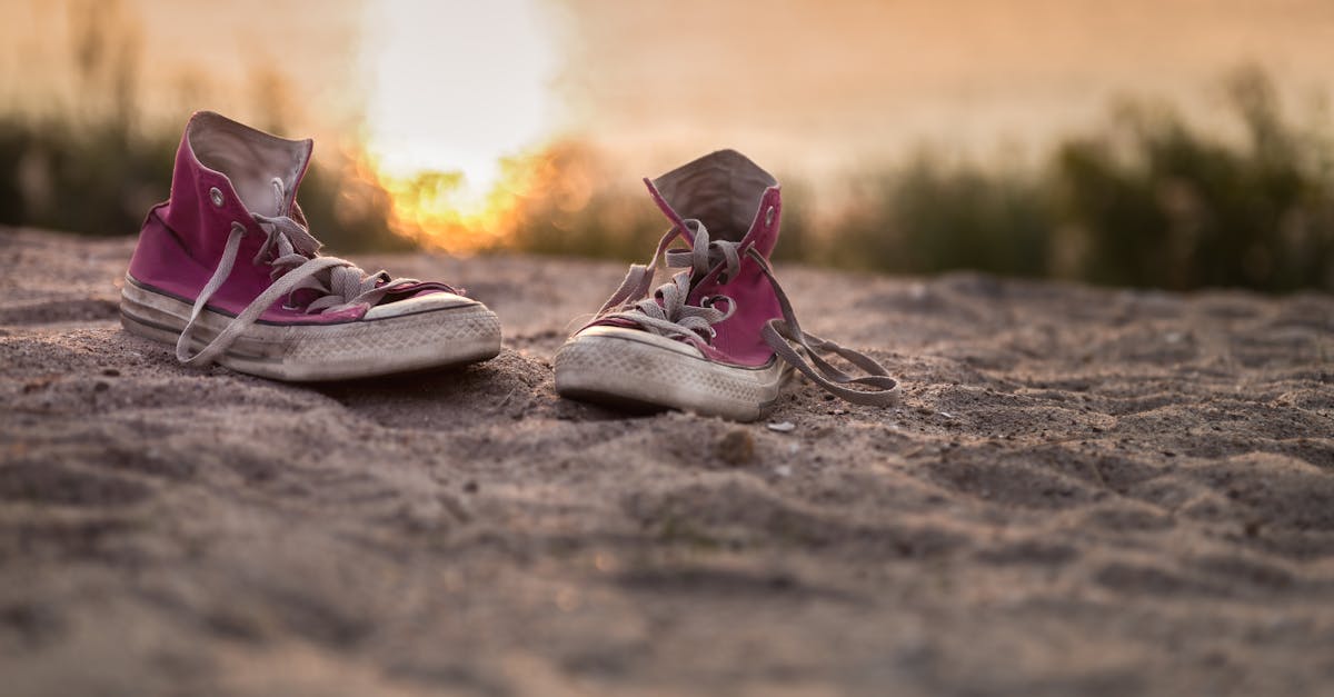 découvrez notre collection de chaussures de soirée vintage : élégance intemporelle, détails raffinés et style rétro pour sublimer toutes vos tenues de fête.