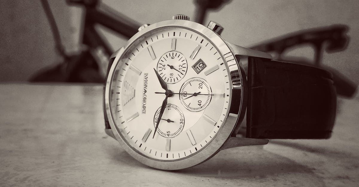 découvrez notre collection de montres élégantes et tendance, alliant précision horlogère et style. que vous cherchiez une montre classique, sportive ou connectée, trouvez le modèle qui vous correspond parfaitement.