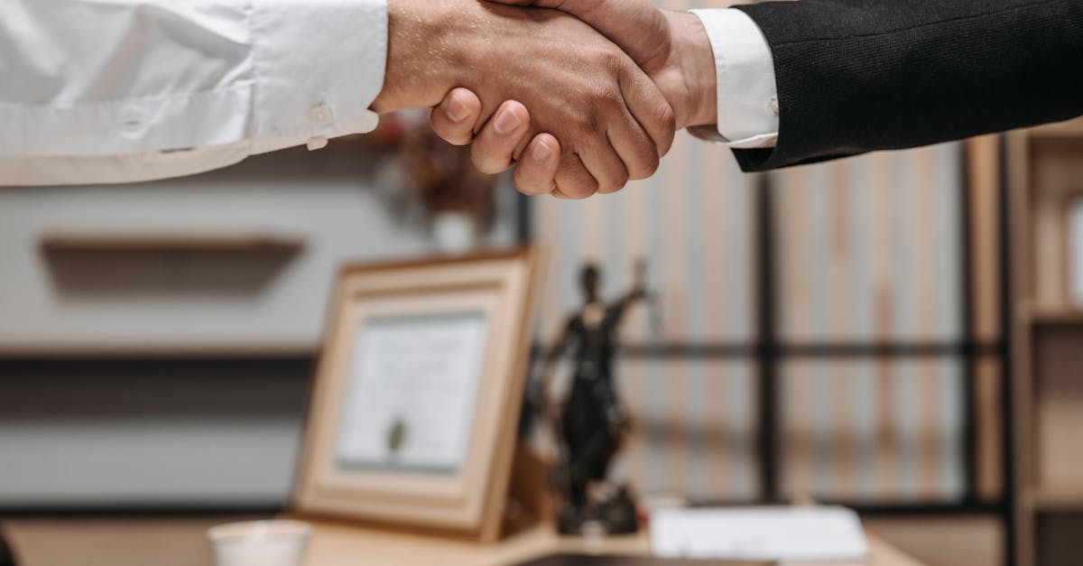 découvrez tout ce qu'il faut savoir sur les bonds : définition, fonctionnement, avantages et conseils pour investir dans les obligations financières en toute sécurité.