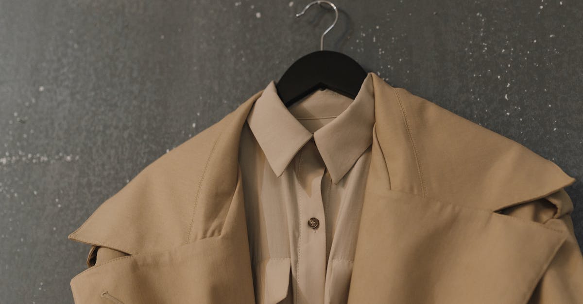 découvrez notre collection de manteaux classiques pour un style intemporel et élégant. vêtements d’extérieur de qualité, adaptés à toutes les saisons et toutes les occasions.
