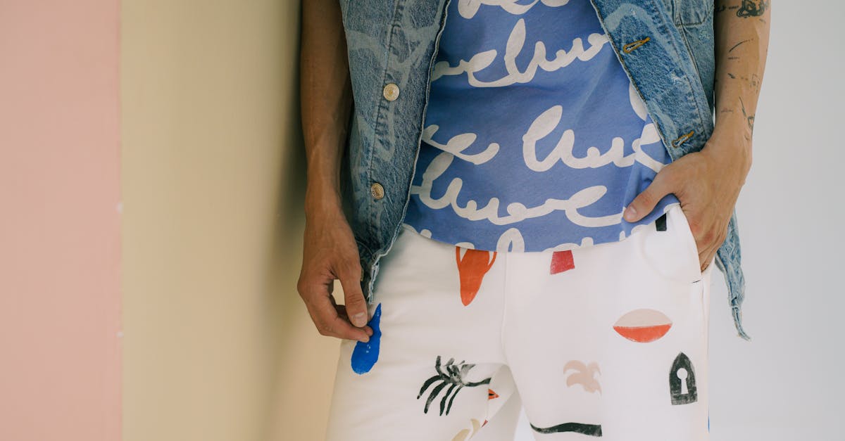 découvrez l'univers créatif des fashion illustrations : dessins de mode, inspirations tendance et œuvres d'art mettant en valeur le stylisme et l'élégance à travers l'illustration. idéal pour passionnés de mode et artistes.