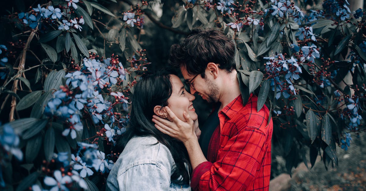 découvrez ce qu'est un véritable gentleman : élégance, bonnes manières et savoir-vivre au quotidien. apprenez à incarner cette attitude moderne et intemporelle.