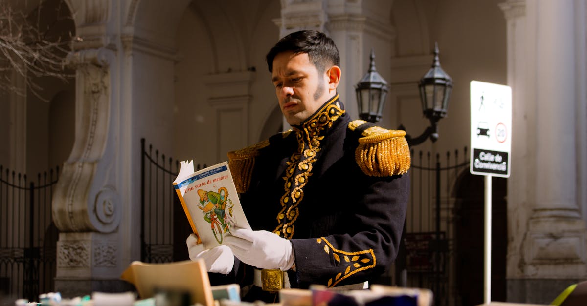 découvrez jermyn street, une rue emblématique de londres réputée pour ses boutiques de tailleurs, ses chemises de luxe et son ambiance élégante. explorez l’histoire et les meilleures adresses de ce haut lieu du shopping britannique.