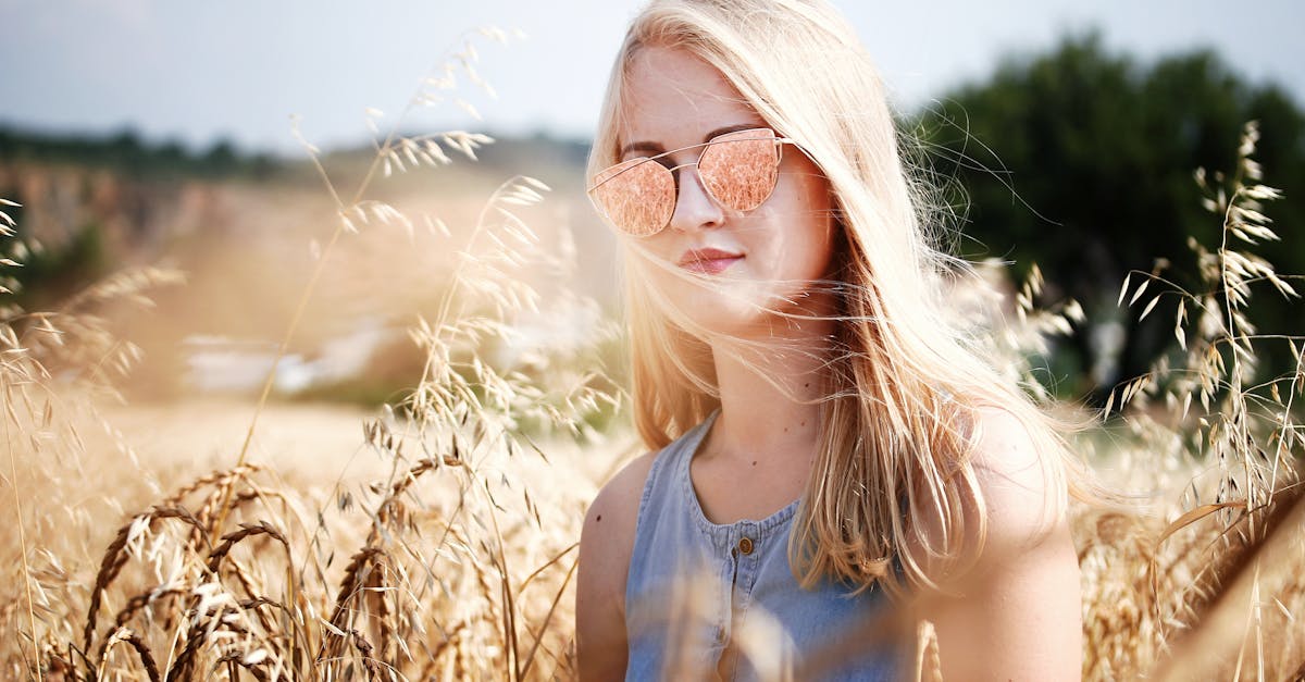 découvrez notre large sélection de lunettes de soleil tendance pour protéger vos yeux tout en affichant un style unique. trouvez la paire idéale adaptée à votre visage et à vos envies !