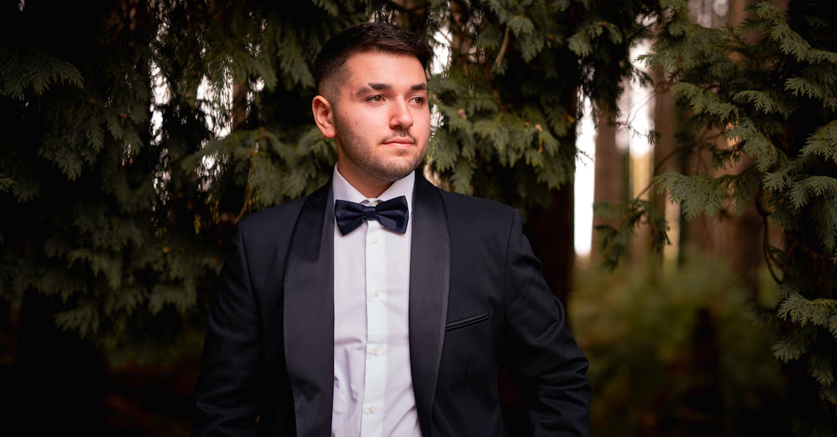 découvrez tout ce qu’il faut savoir sur le dress code : définitions, conseils, tenues adaptées pour chaque occasion et astuces pour respecter les codes vestimentaires avec style.