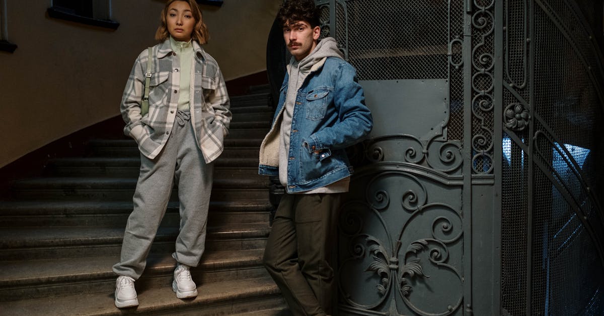 découvrez notre collection de vestes en jean tendance pour homme et femme : styles classiques et modernes, coupe confortable et qualité durable. trouvez la veste en jeans parfaite pour toutes vos tenues !