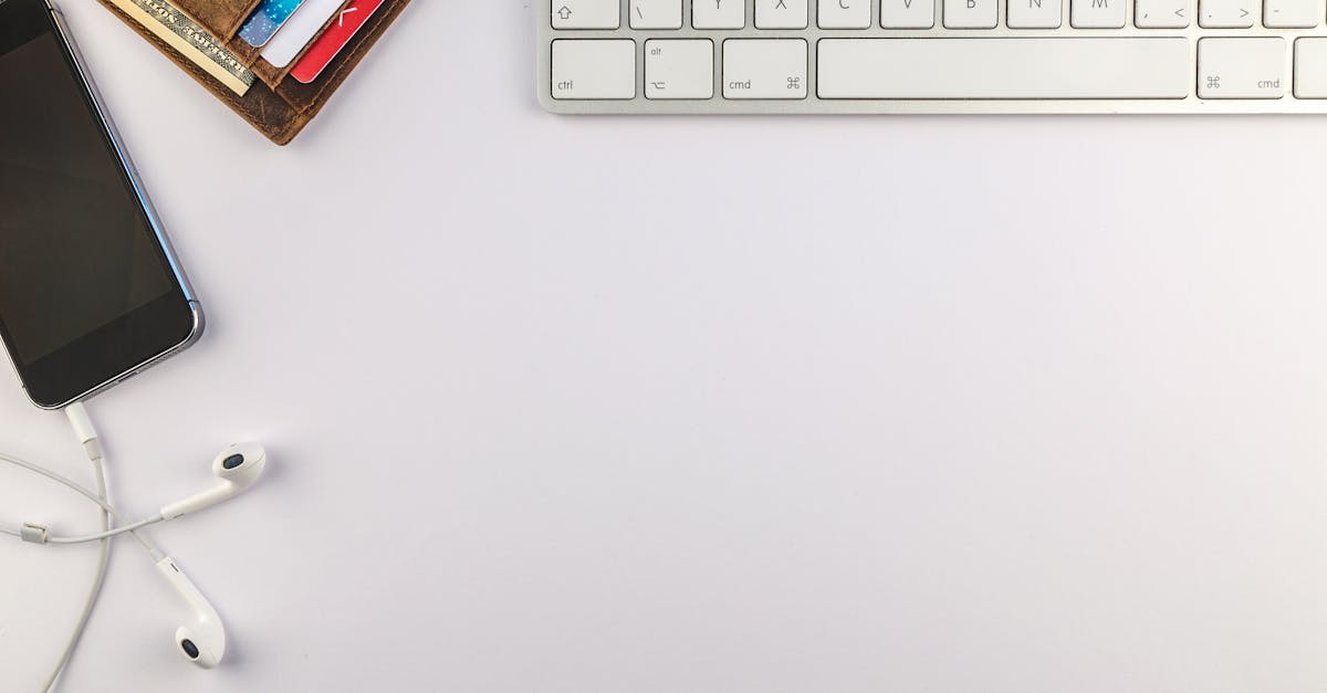 découvrez tout ce qu'il faut savoir sur les wallets : types, utilisation, sécurité et conseils pour choisir le portefeuille numérique idéal pour gérer vos cryptomonnaies facilement et en toute confiance.