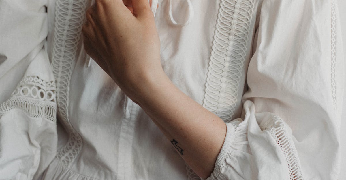 découvrez nos lacets en coton ciré, résistants et élégants, parfaits pour apporter une touche de style et de durabilité à vos chaussures.