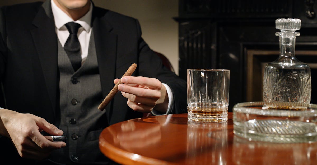 découvrez l'univers des gentlemen : élégance, raffinement et art de vivre. conseils de style, bonnes manières et inspirations pour devenir un véritable gentleman moderne.