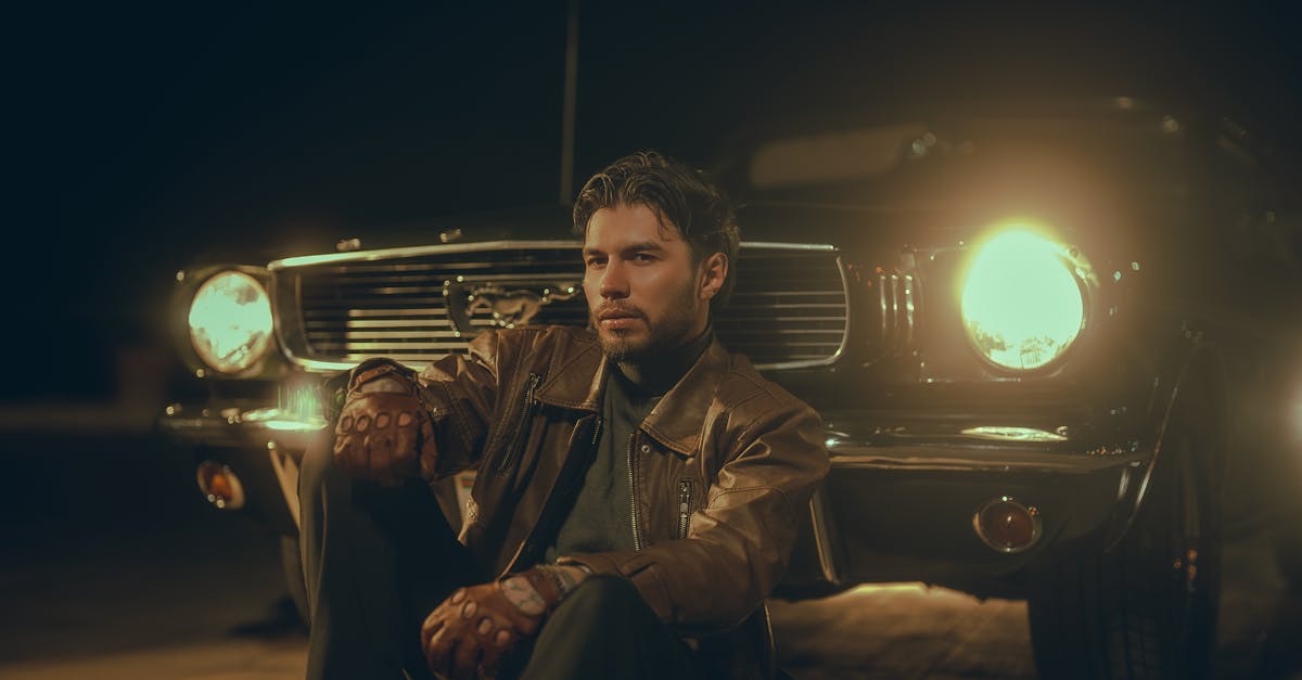 découvrez notre collection de gants en cuir de luxe alliant élégance, confort et qualité supérieure pour une protection et un style incomparables.