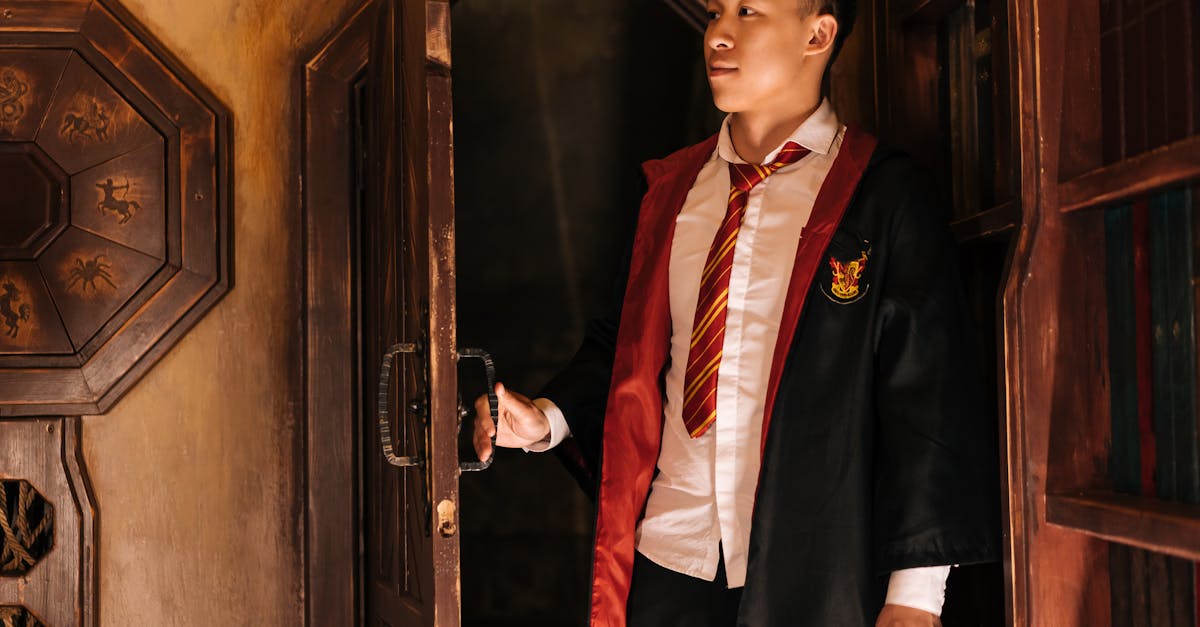 découvrez notre collection élégante de robes pour hommes alliant confort et style. parfaites pour toutes les occasions, nos robes pour hommes vous offrent une allure sophistiquée et moderne.